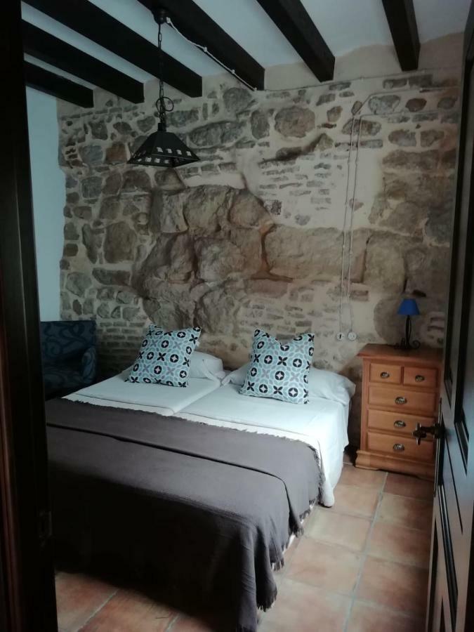 Apartamentos Victoria Bujalance Exterior foto